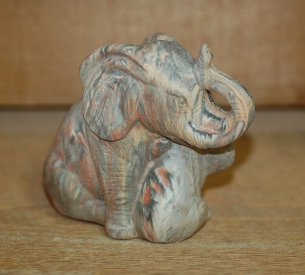 Kickingbird Elephant with Baby Statue